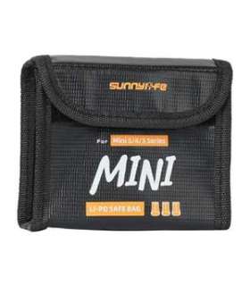 Etui on the Mini 5 Pro's Sunnylife battery (on 3 batteries)