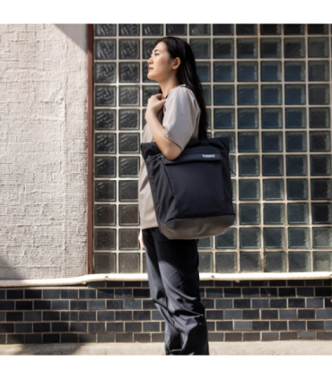Thule 5009 Paramount Tote 22L Black