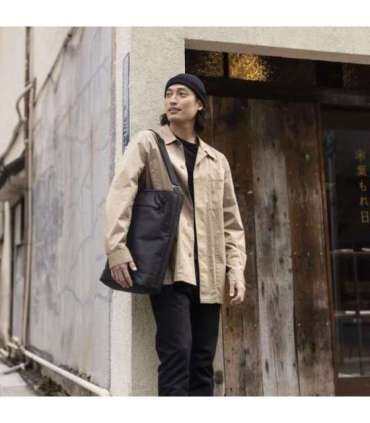 Case Logic 5106 Invigo Eco Laptop Convertible Tote 15.6 INVIT116 Black