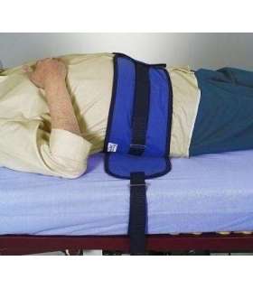Safety belt against falling from the bed