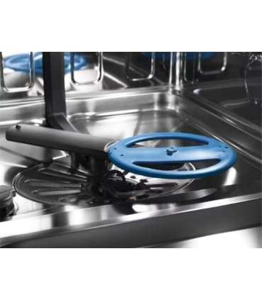 Electrolux Serie 700 EEG88520W Fully built-in 14 place settings B