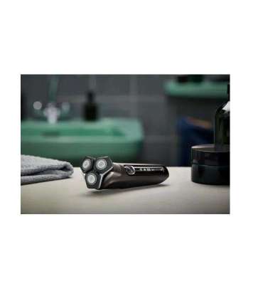 Men's electric shaver, brown + case, Philips 5000 series S5886/38