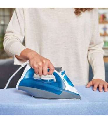 Steam iron Black+Decker BXIR2200E (2200W)