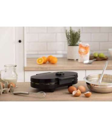 Waffle maker GORENJE WM1200B black, 1200 W