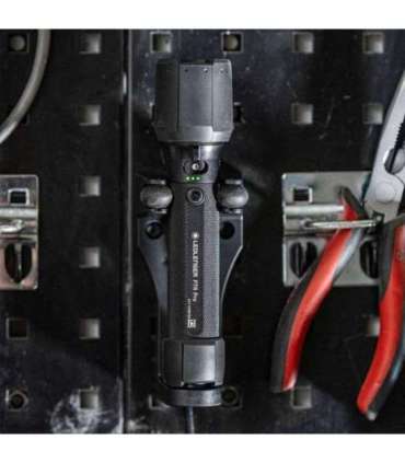 Ledlenser P7R Pro Black Hand flashlight LED