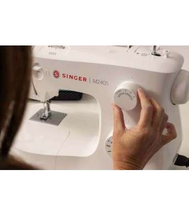 SINGER M2405 Mechanical sewing machine 70 W White