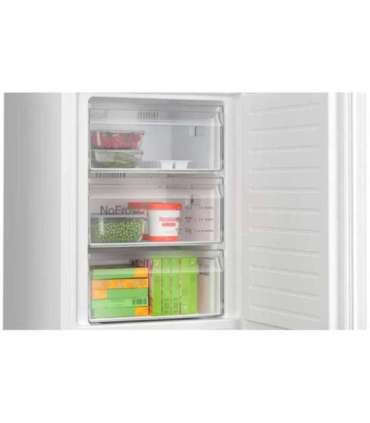 Bosch Serie 4 KGN362WDF fridge-freezer Freestanding 321 L D White