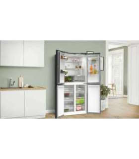 Bosch Serie 4 KMC85LBEA side-by-side refrigerator Freestanding 547 L E Black