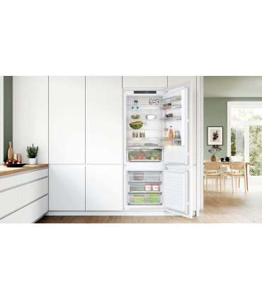 Bosch Serie 4 KBN96VFE0 fridge-freezer Built-in 383 L E White