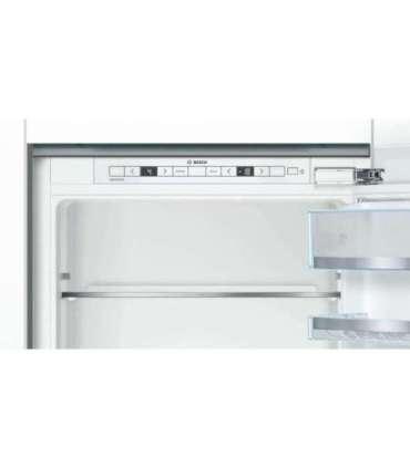 Bosch Serie 6 KIS86AFE0 fridge-freezer Built-in 266 L E