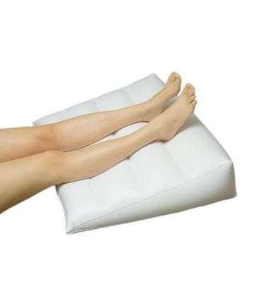 Inflatable orthopaedic leg and back cushion