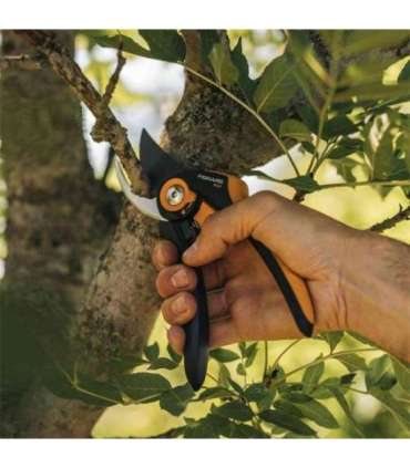 Fiskars Plus SmartFit Bypass Pruner P541 orange black (1057169)