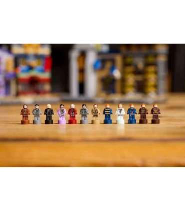 LEGO HARRY POTTER 76444 Diagon Alley Wizarding Shops