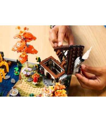 LEGO ICONS 11372 Autumn Cottage Garden