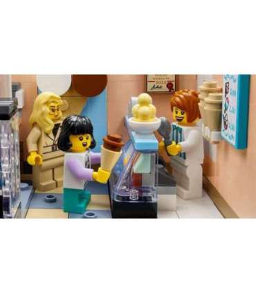 LEGO IDEAS 21359 Italian Riviera