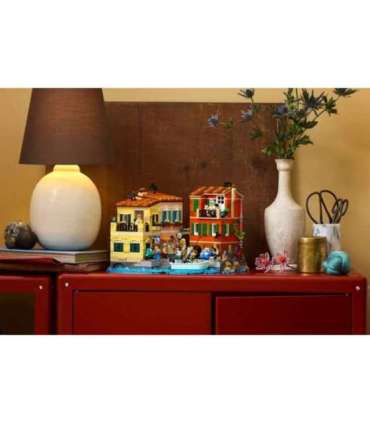 LEGO IDEAS 21359 Italian Riviera