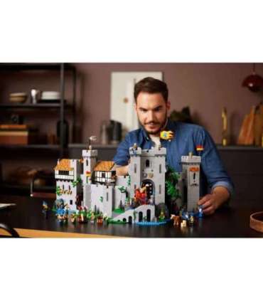 LEGO ICONS 10305 Lion Knights' Castle