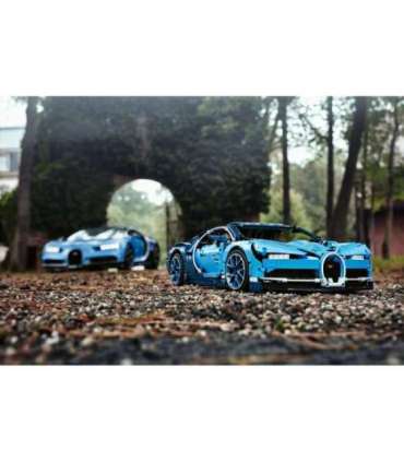 LEGO TECHNIC 42083 Bugatti Chiron