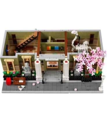 LEGO ICONS 10326 Natural History Museum