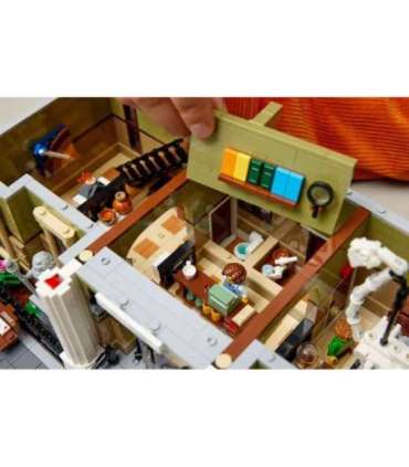 LEGO ICONS 10326 Natural History Museum