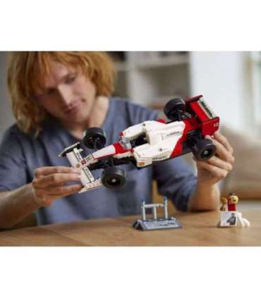 LEGO ICONS 10330 McLaren MP4/4 & Ayrton Senna
