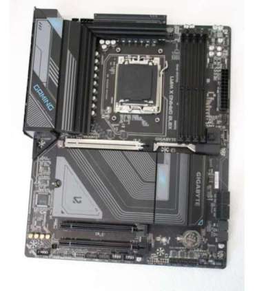 Gigabyte REFURBISHED, USED, WITHOUT INSTRUCTIONS, WITHOUT ORIGINAL BOX, WITHOUT ANTENNA