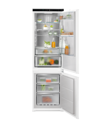 Fridge ELECTROLUX E8MNCD18S
