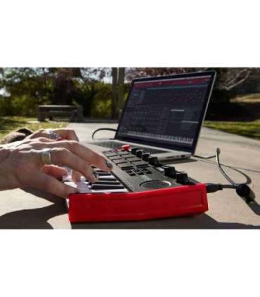 AKAI MPK Mini Play MK3 Control keyboard Pad controller MIDI USB Black, Red