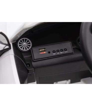 Battery Vehicle Audi TTRS White