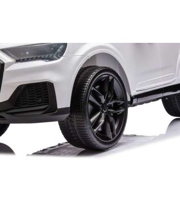 Audi Q7 Battery Car, White