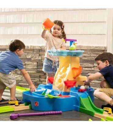 STEP2 Water Table with Mini Golf Track