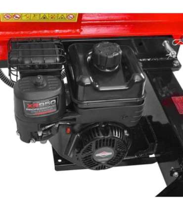 Puulõhkumismasin haagisel HECHT 6422