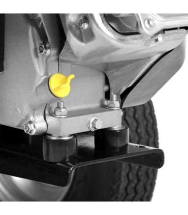 Puulõhkumismasin haagisel HECHT 6422