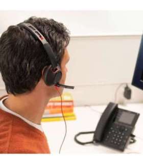 HP Poly Blackwire 5220 Stereo USB-C Headset +3.5mm Plug +USB-C/A Adapter