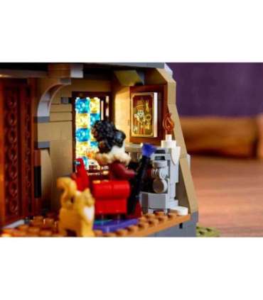 LEGO ICONS 11383 Mayor's House