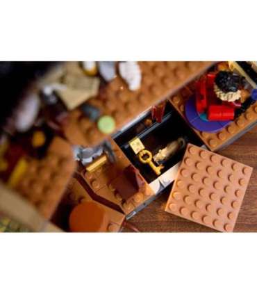 LEGO ICONS 11383 Mayor's House