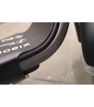 SALE OUT. Xiaomi Electric Scooter 6 GL Xiaomi 24 month(s) DAMAGED PACKAGING AND PAINT (FRONT - LEFT AND RIGHT SIDE)