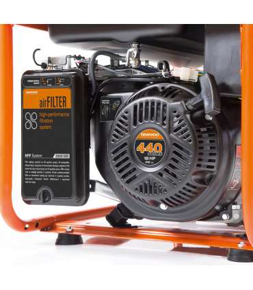 Daewoo GDA 8500E-3 engine-generator 7000 W 30 L Petrol Black, Orange